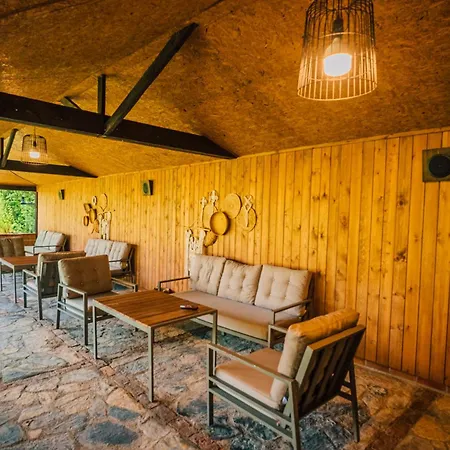 Cayir Cimen 公寓式酒店 3*